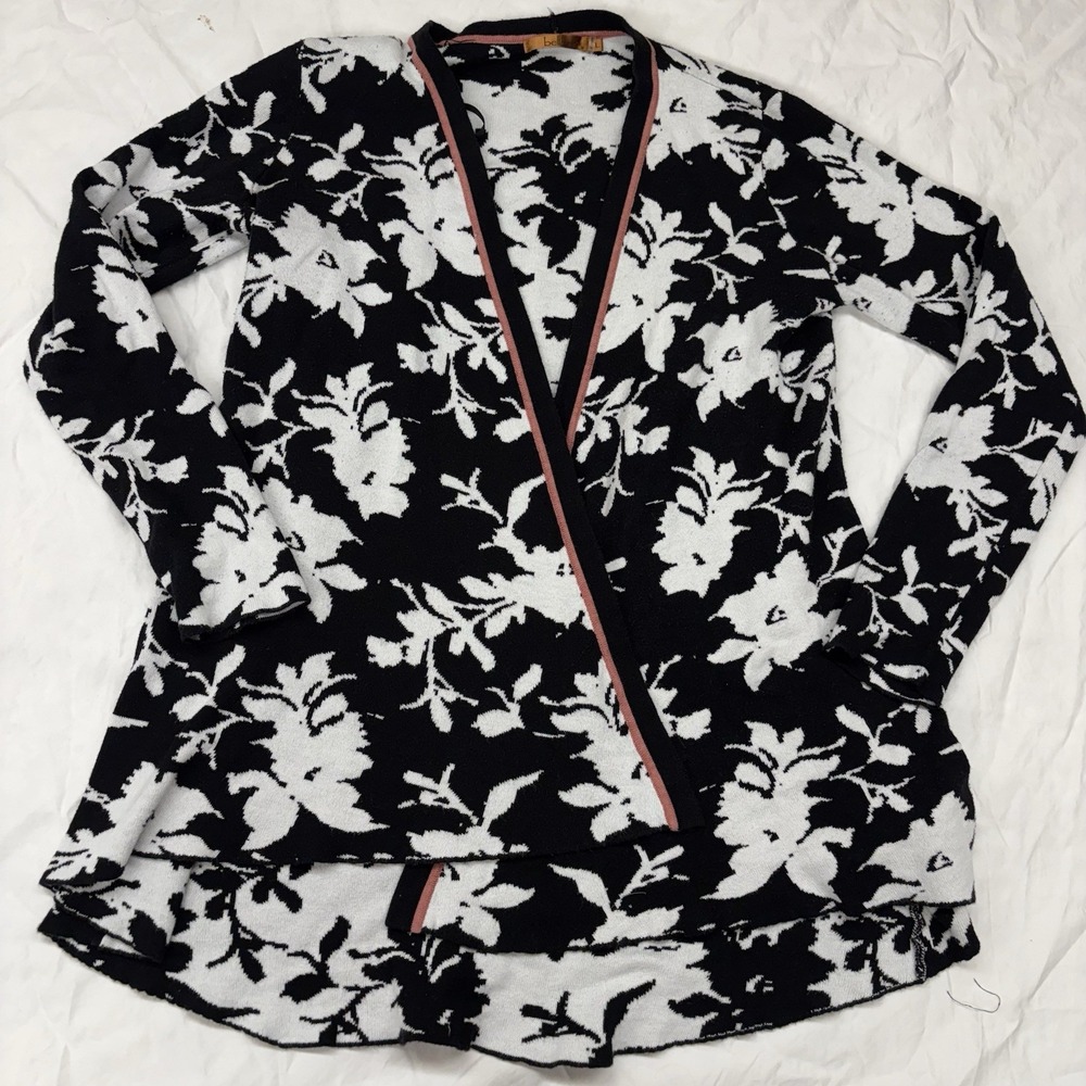 Belldini Women's Black White Floral Cardigan Sweater Open Front Size Large LS